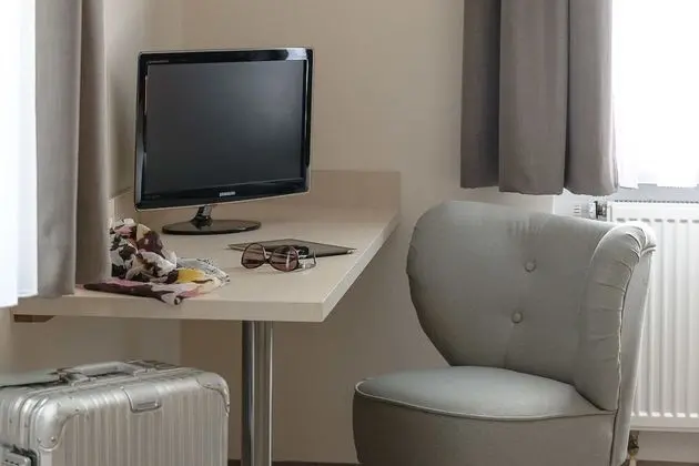 Büyük Yataklı Tek Kişilik Oda