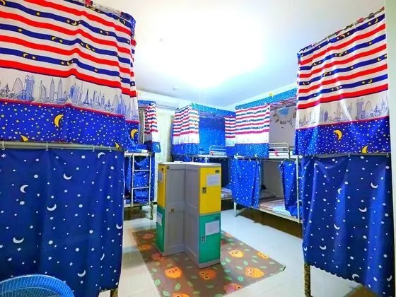 Ortak Ranzalı Oda, Ortak Banyo