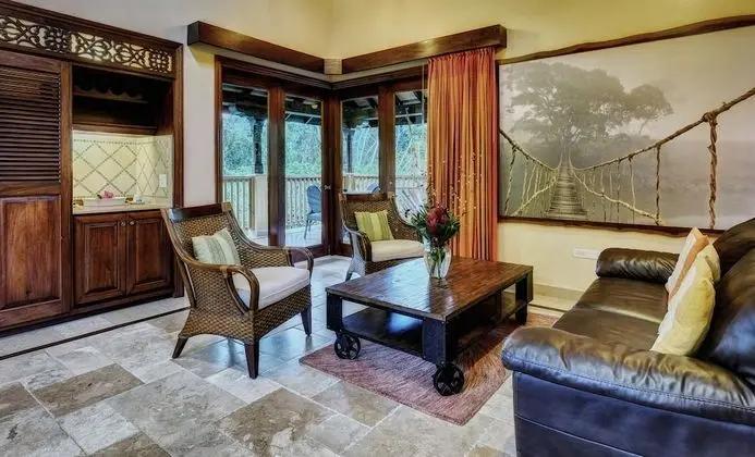 Creekside Cottages