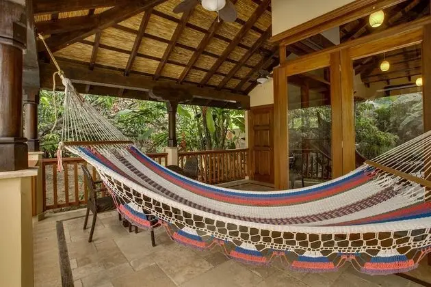 Creekside Cottages