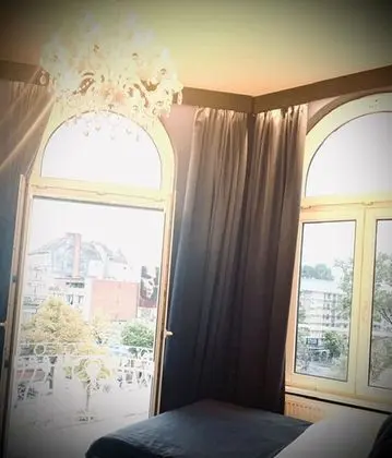Üç Kişilik Oda