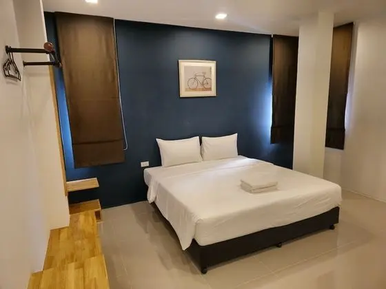 Deluxe King - Building 2