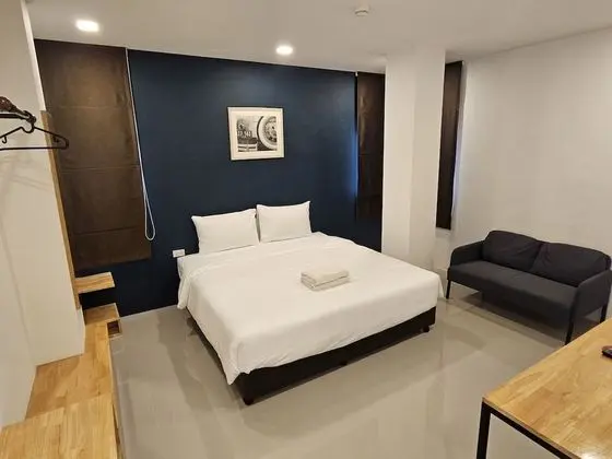 Deluxe King - Building 2