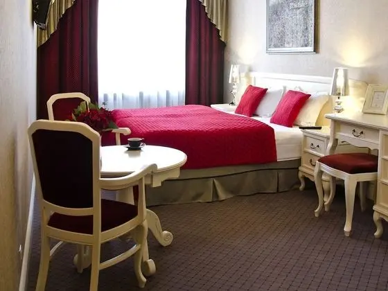Deluxe Tek Büyük veya İki Ayrı Yataklı Oda