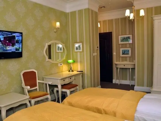 Deluxe Tek Büyük veya İki Ayrı Yataklı Oda