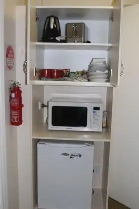 Family Oda, Sigara İçilmez (Not Pet Friendly)