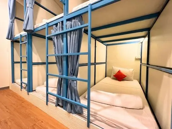 Mixed Dormitory