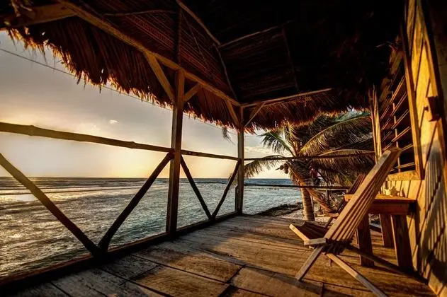 Basic Üç Kişilik Oda