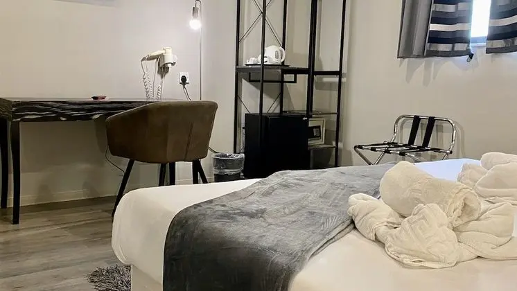 Standard Tek Büyük veya İki Ayrı Yataklı Oda