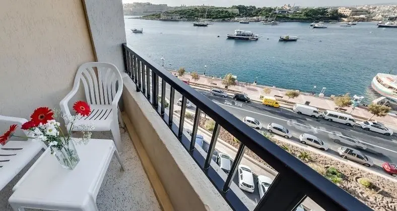 Tek Kişilik Oda, Deniz Manzaralı
