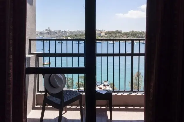 Standard Tek Büyük veya İki Ayrı Yataklı Oda, Deniz Manzaralı