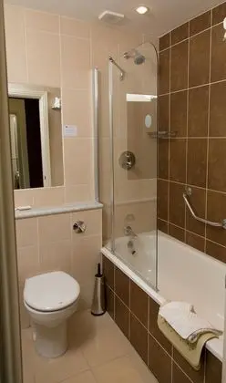 Classic Tek Büyük Yataklı Oda (& Single Room)