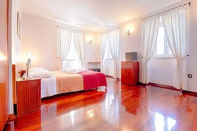 Comfort Tek Büyük Yataklı Oda, Deniz Manzaralı