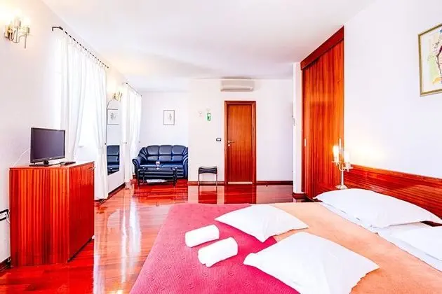 Comfort Tek Büyük Yataklı Oda, Deniz Manzaralı
