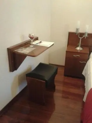 Tek Büyük Yataklı Oda
