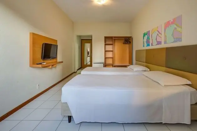 Quarto Twin Standard