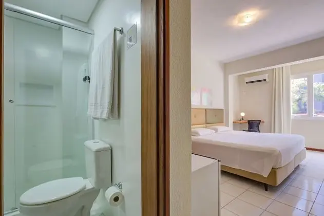 Quarto Twin Standard