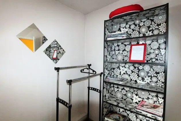 Basic Tek Büyük veya İki Ayrı Yataklı Oda, Ortak Banyo