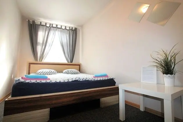 Basic Tek Büyük Yataklı Oda, 1 Büyük (Queen) Boy Yatak, Ortak Banyo