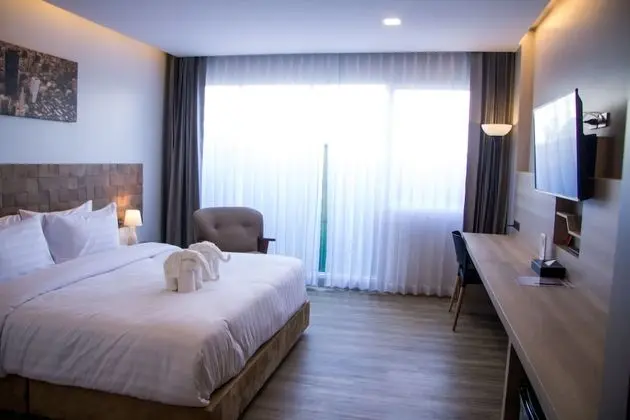 Deluxe Tek Büyük Yataklı Oda