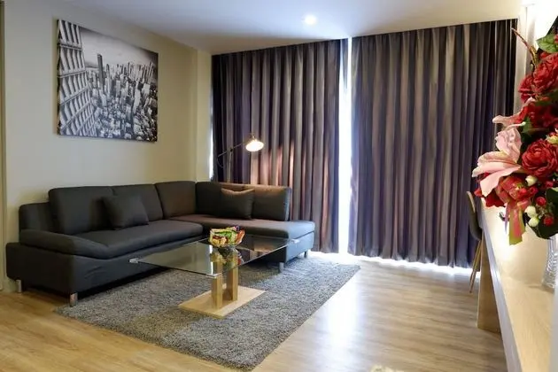 Studio King Room