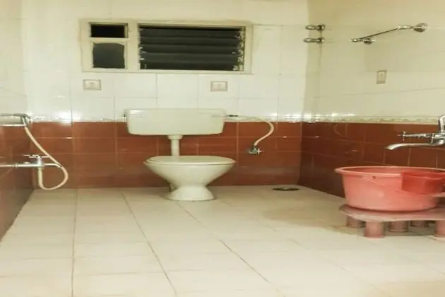 Deluxe Tek Büyük Yataklı Oda (Non A/c)