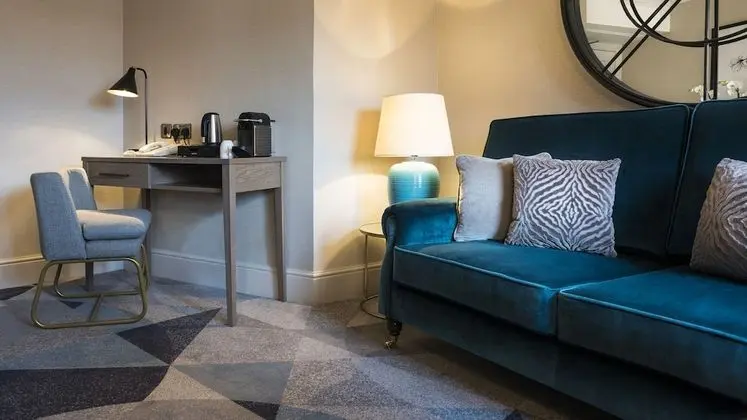 Suite, 1 King Bed, Non Smoking