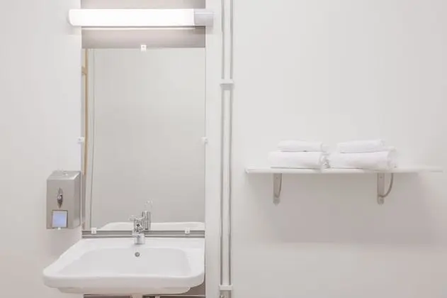 Economy Üç Kişilik Oda, Birden Çok Yatak