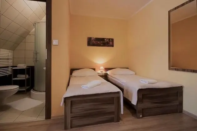 Tek Büyük Yataklı Oda (1)