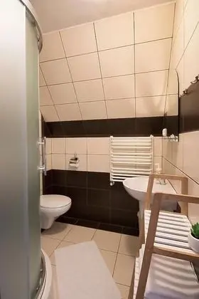 Üç Kişilik Oda (2)