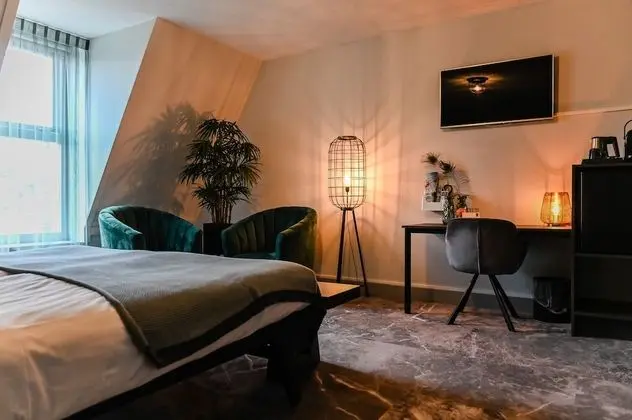 Deluxe Tek Büyük Yataklı Oda