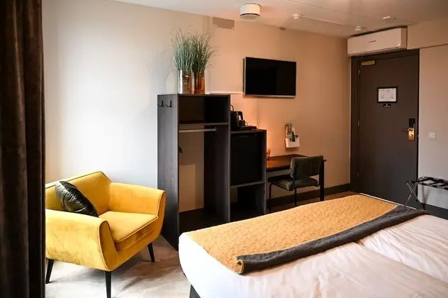 Standard Tek Büyük Yataklı Oda