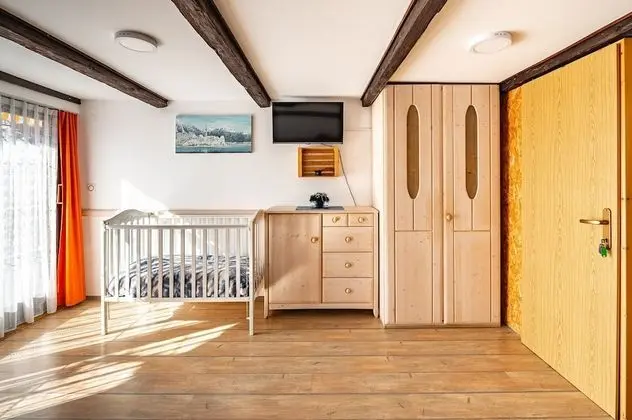 Süit (Suite with balcony at Slovenian Tradi)