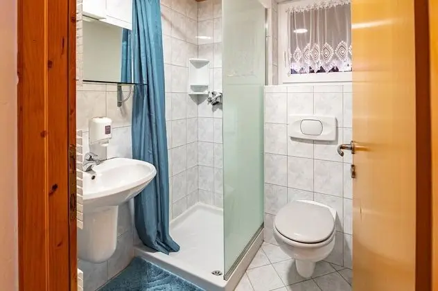 Tek Büyük Yataklı Oda (Double bedroom with terrace at Sloven)