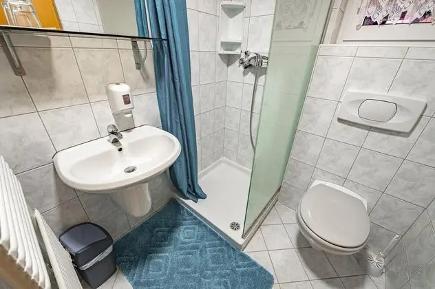 Tek Büyük Yataklı Oda (Double bedroom with terrace at Sloven)