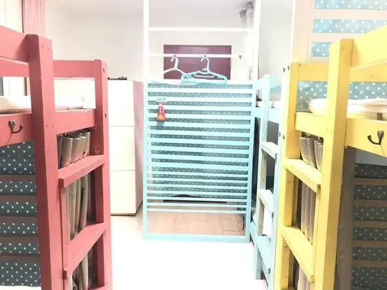 Ortak Ranzalı Oda, Sadece kadınlar için
