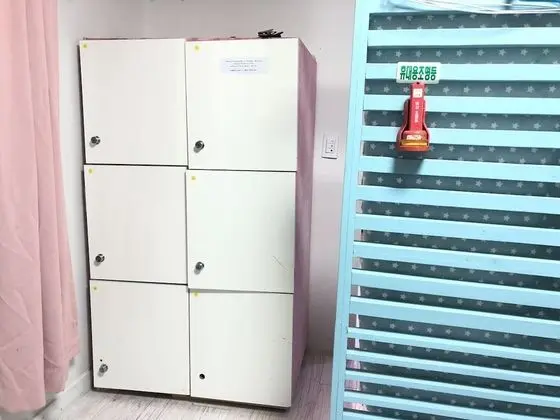 Ortak Ranzalı Oda, Sadece kadınlar için