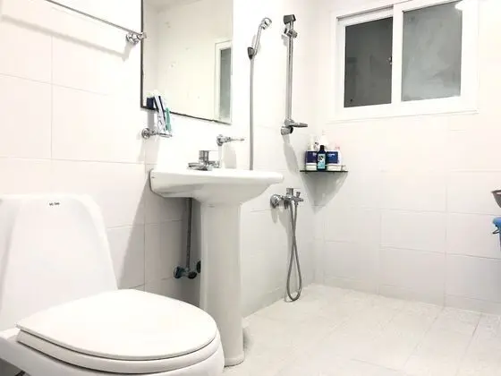Ortak Ranzalı Oda, Sadece kadınlar için