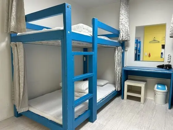 Ortak Ranzalı Oda, Sadece kadınlar için (4 people)
