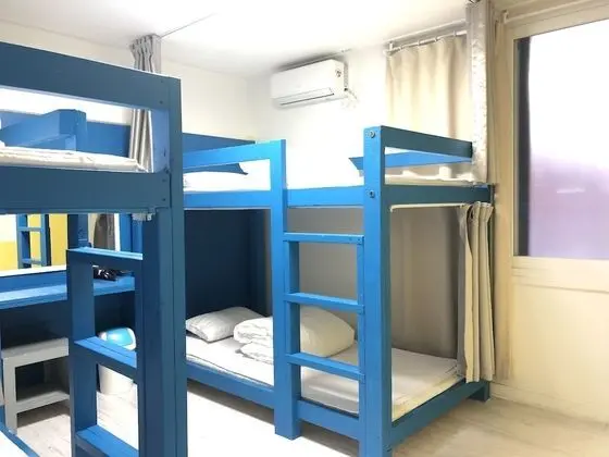 Ortak Ranzalı Oda, Sadece kadınlar için (4 people)
