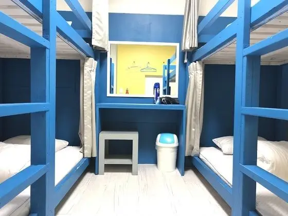 Ortak Ranzalı Oda, Sadece kadınlar için (4 people)