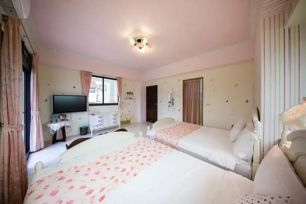 Deluxe Dört Kişilik Oda, 2 Çift Kişilik Yatak, Sigara İçilmez, Avlu Manzaralı