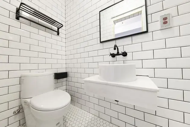 Standard Tek Büyük Yataklı Oda (White)