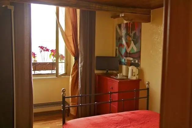 Dört Kişilik Oda, Özel Banyo, Şehir Manzaralı