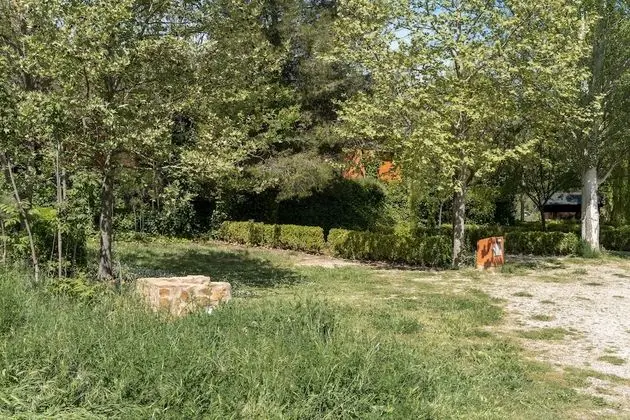 Çadır (No bed provided. Bring tent / caravan)