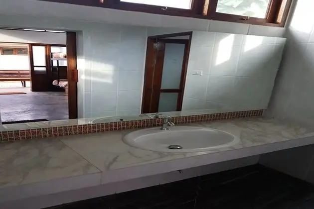 8-Bed Mixed Dormitory