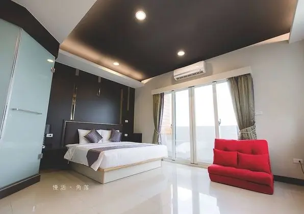 Tek Büyük Yataklı Oda (Corner 201)