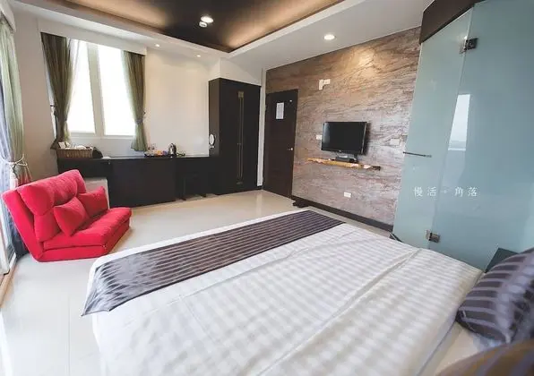 Tek Büyük Yataklı Oda (Corner 201)