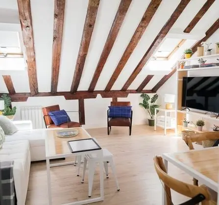 Deluxe Çatı Katı Süiti (Penthouse)