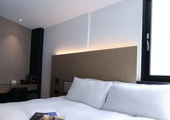 Deluxe Tek Büyük Yataklı Oda, 1 Büyük (Queen) Boy Yatak